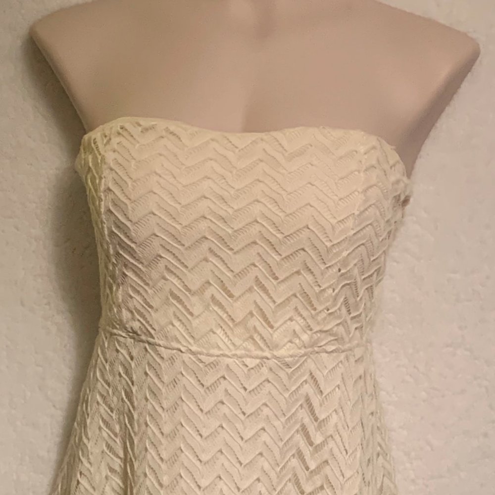 Windsor cream strapless dress size S